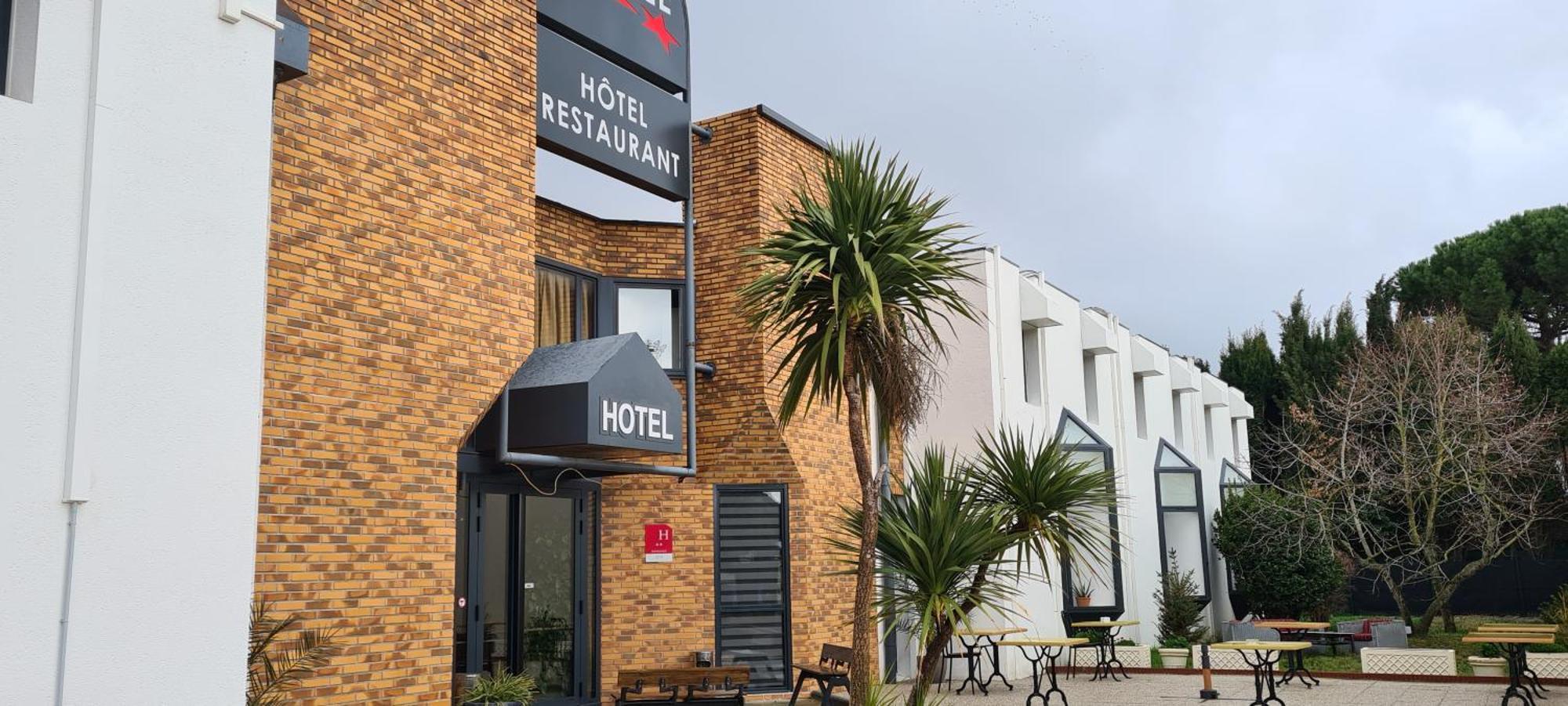 Hotel L'etoile Aeroport - A61